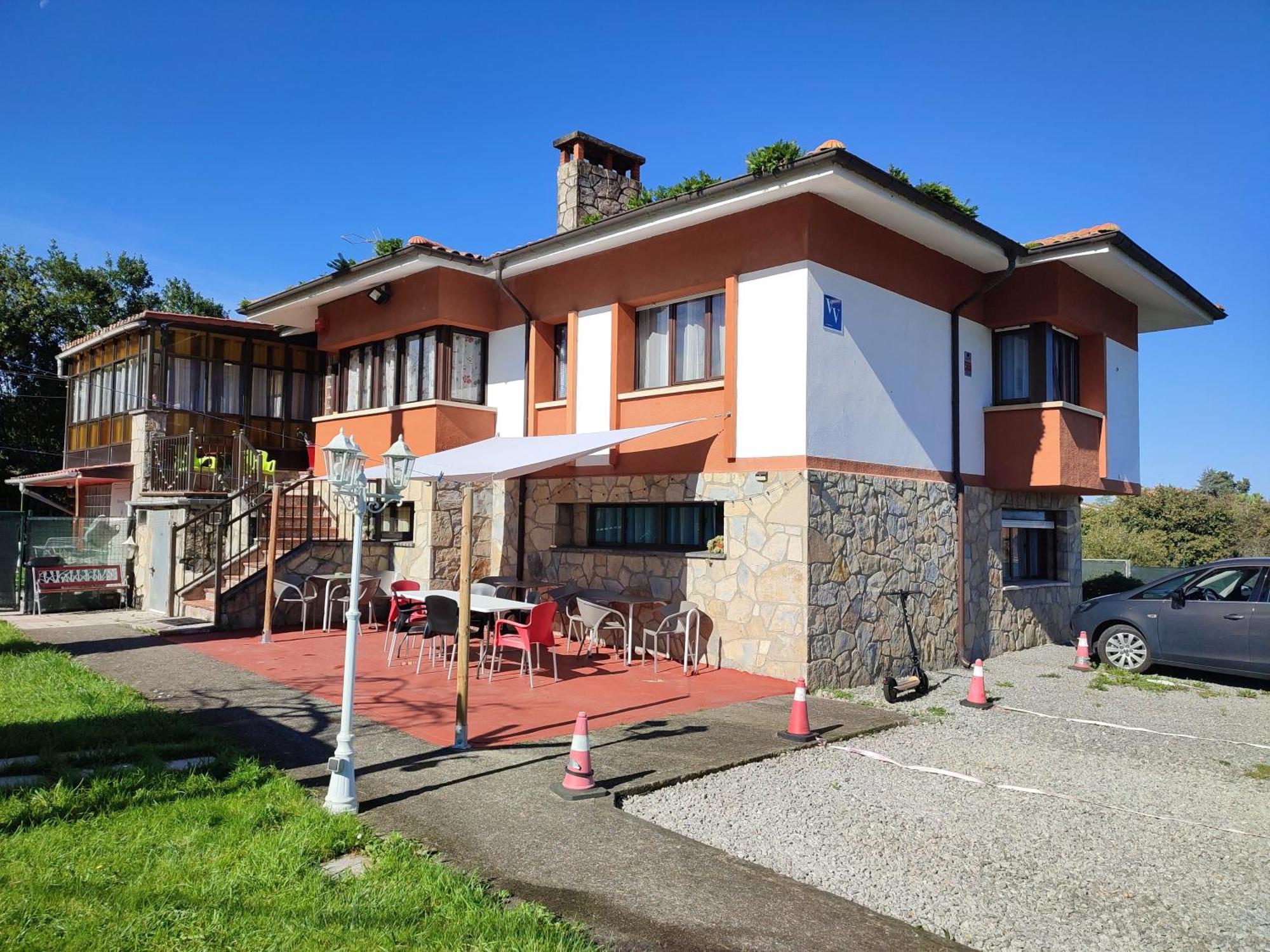 Family House Gijon Villa Exteriör bild